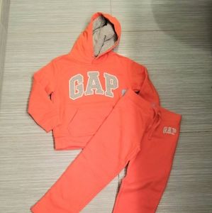 NEW Kids GAP hooded sweatshirt and sweatpants